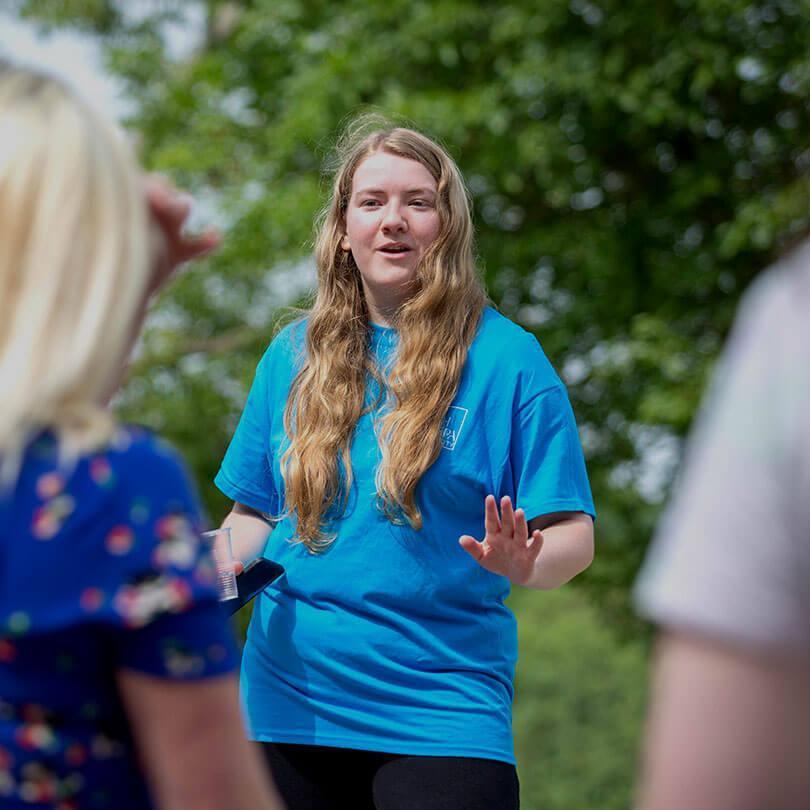 Student ambassador gives visitors a tour of the campus