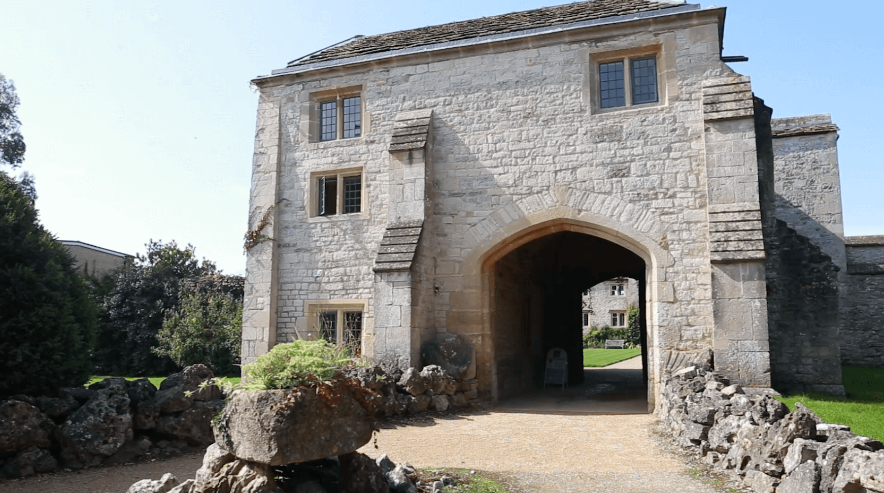 gate-house-newton-park