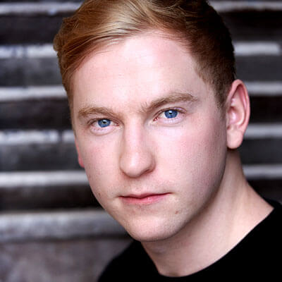 Headshot image of Niklas Aare - Alum